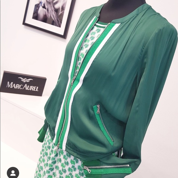Mark Aurel Top - Picture 2 of 6